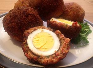 Chorizo scotch eggs | Kitchen Geekery