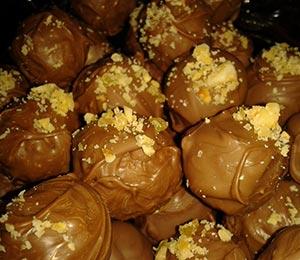 Hazelnut praline truffles | Kitchen Geekery