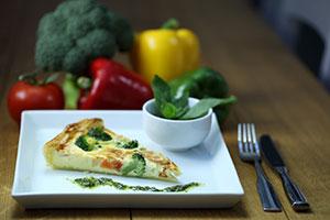 Vegetable quiche with pesto | Kitchen Geekery