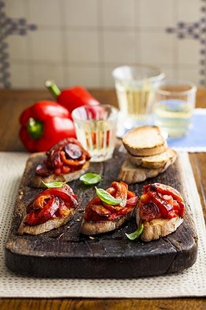 Grilled red peppers with chorizo toasts Grilled red peppers with chorizo toasts