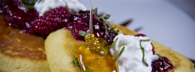 Best Substitutes for Sugar in Baking? Try Agave Syrup!